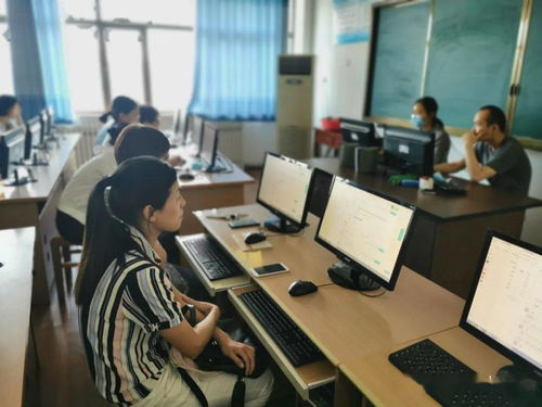 加強信息技術培訓，賦能教師智慧教學發展